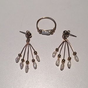 Pearls! Earrings, Bracelet & Ring Set